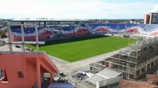 UEFA: Para ndeshjeve të Shqipërisë e Kosovës për Botërorin, asnjë lojë në “Loro Boriçi”