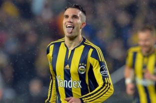  Van Persie i hapur për kthim në Angli