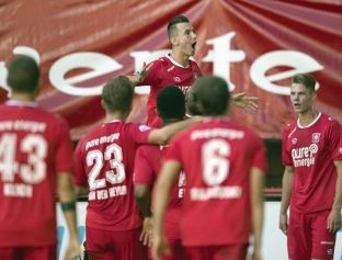 Karakteri ia siguroi Celinës numrin dhjetë të Twente