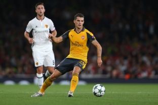 Xhaka do që Arsenali ndaj Burnleyt të luajë si ndaj Chelseat