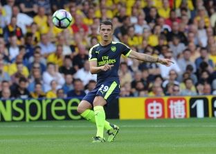 Mustafi e Xhaka startojnë për Arsenalin