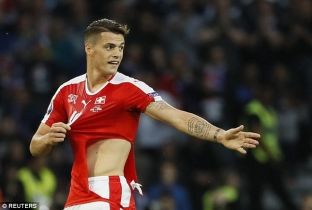 Xhaka mungon në formacionin bazë të Zvicrës