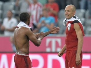 Bayernit i kthehen tre futbollistë