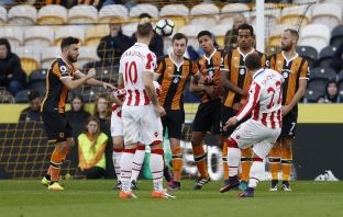 Shaqiri shënon përsëri gol të bukur ndaj Hull Cityt [video]