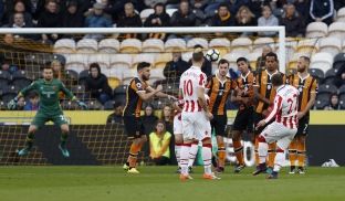 Shaqiri me dy eurogola i jep fitoren Stoke Cityt [video]