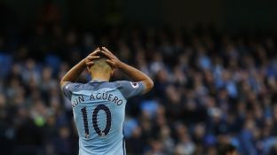 Guardiola nuk do largimin e Agueros