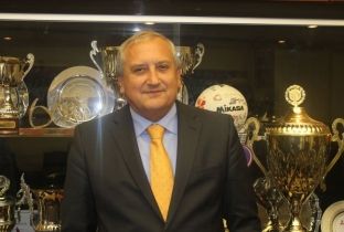 Për shkak të Kosovës shkarkohet  kryetari i volejbollistëve të Serbisë