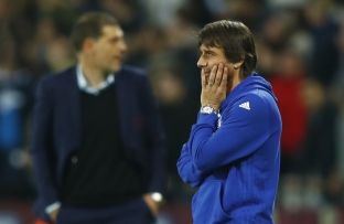 Chelsea përshëndetet me Kupën e Ligës