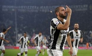 Juve fiton derbin ndaj Napolit [video]