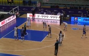 Prishtina mbyll pjesën e parë me epërsi ndaj ekipit rus [livestream]