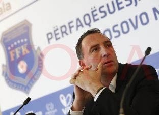 Bunjaki nuk e ka problem nëse lojtarët serbë luajnë për Kosovën
