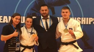 Kelmendi e Kuka në krah të medalistëve Krasniqi e Gjakova
