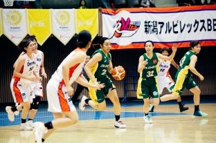 Japonia përdor shpejtësinë për të dërguar basketbollin e femrave në nivel tjetër