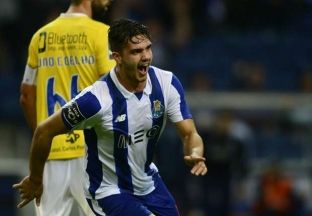 Unitedi hyn në garë për yllin e Portos