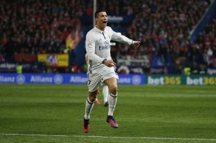Ronaldo kalon Realin në epërsi [video]