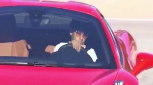 Neymar aksidentohet me Ferrari [video]