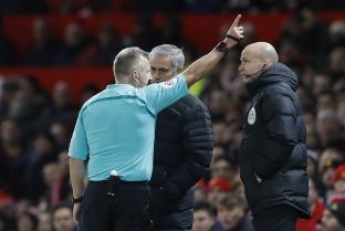  Gjyqtari përjashton Mourinhon [video]