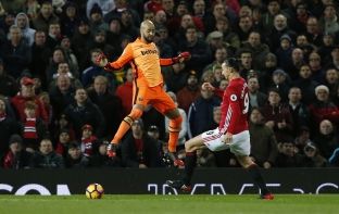  Manchester United ndalet sërish
