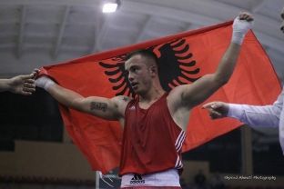 Xhoxhaj, komandanti i “Adem Jasharit”