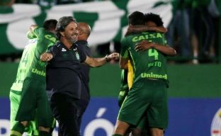 Trajneri i Chapecoense pas kualifikimit në finale: Nëse do të vdisja sot, do të vdisja i lumtur