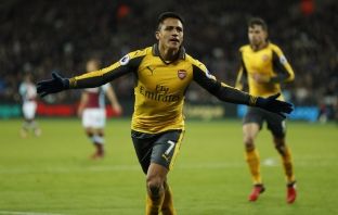 Mustafi asiston në fitoren bindëse të Arsenalit
