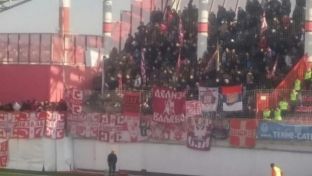 Tifozët në Beograd: “UEFA është mafi e Kosova është Serbi!” [video]