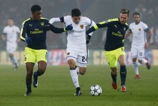  Baseli ngushton epërsinë e Arsenalit [video]