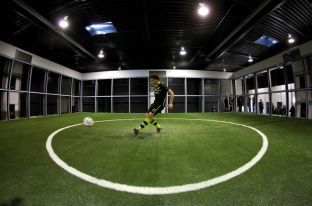 “Footbonaut”: Klubet gjermane çojnë futbollin në një nivel tjetër [foto]