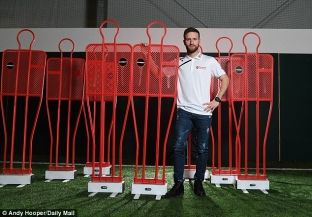 Një rrëfim ndryshe nga Shkodran Mustafi, si bëri hapa mbrapa që të ngjitej shumë lartë