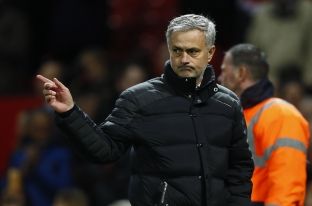 Mourinho i gatshëm të shesë lojtarët te klubet rivale
