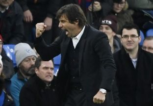 Conte vendos dy rekorde të reja
