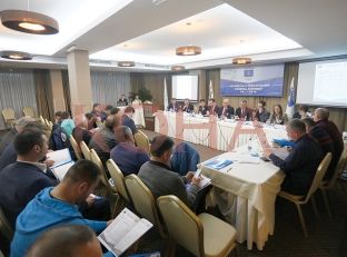 Loja me listat e delegatëve