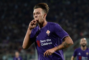  PSG mposht Unitedin e Chelsean për Bernardeschin