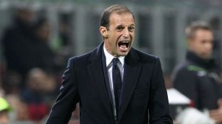  Arsenali e sheh Allegrin si zëvendësues të Wengerit