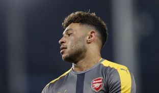Klopp flet për transferimin e Chamberlainit te Liverpooli