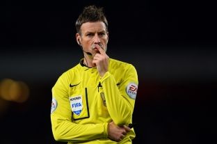 Clattenburg i interesuar të referojë në Kinë