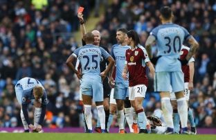  Fernandinho dënohet me katër ndeshje mos-lojë 