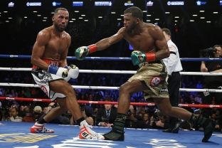 DeGale e Jack ndahen baras në një meç plot aksion