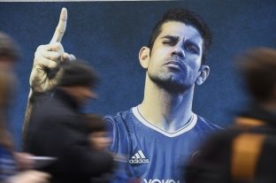  Barça e Atletico në garë për Costan