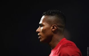 Valencia vazhdon me Unitedin deri më 2018
