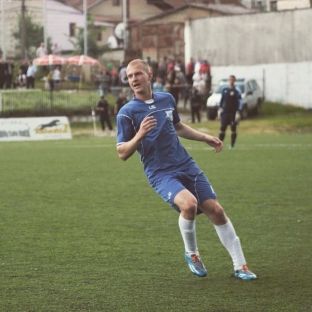 Llapi rikthen Alban Mavriqin
