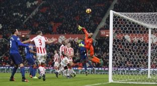 Rooney shpëton Unitedin nga humbja [video]