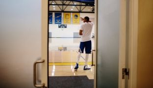 Jeta në stolin e Golden State Warriorsave