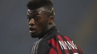 Niang afër largimit nga Milani
