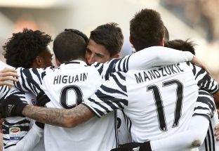  Fiton Juve, gabojnë Roma e Milani