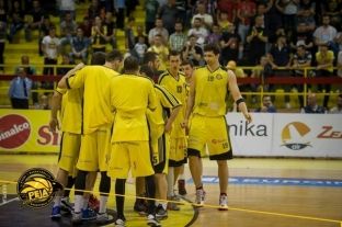 Peja niset për fitore në Tivat