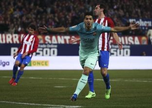 Super Suarez, slalom në mbrojtjen e Atleticos [video]