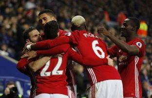  Unitedi i kthehet fitoreve