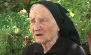 Bukë misri dhe dhallë – sekreti i jetëgjatësisë së Qerime Ballobanit