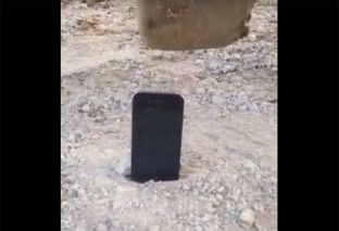  Ndezja e telefonit me buldozer në Gjilan [video]